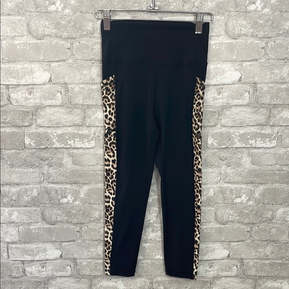 ZYIA Leopard Print Black Leggings - Picture 1 of 5